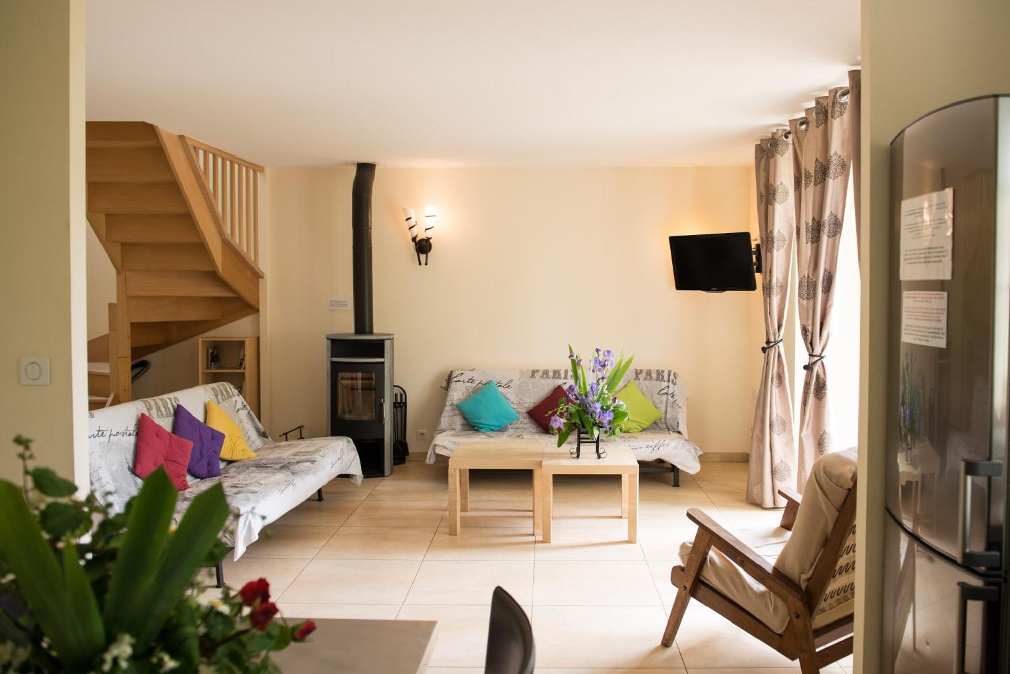 Au Bonheur Des Retrouvailles Hotell Denonville Exteriör bild