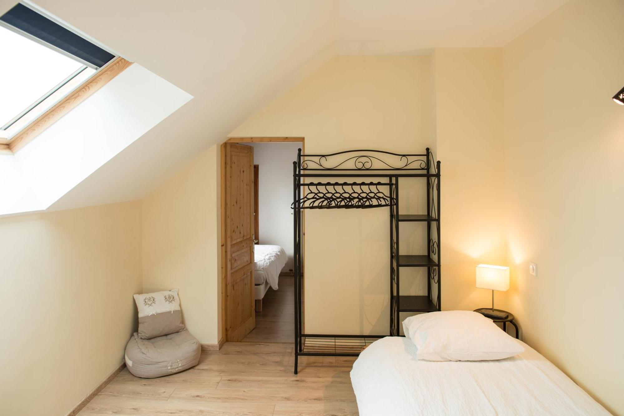 Au Bonheur Des Retrouvailles Hotell Denonville Exteriör bild