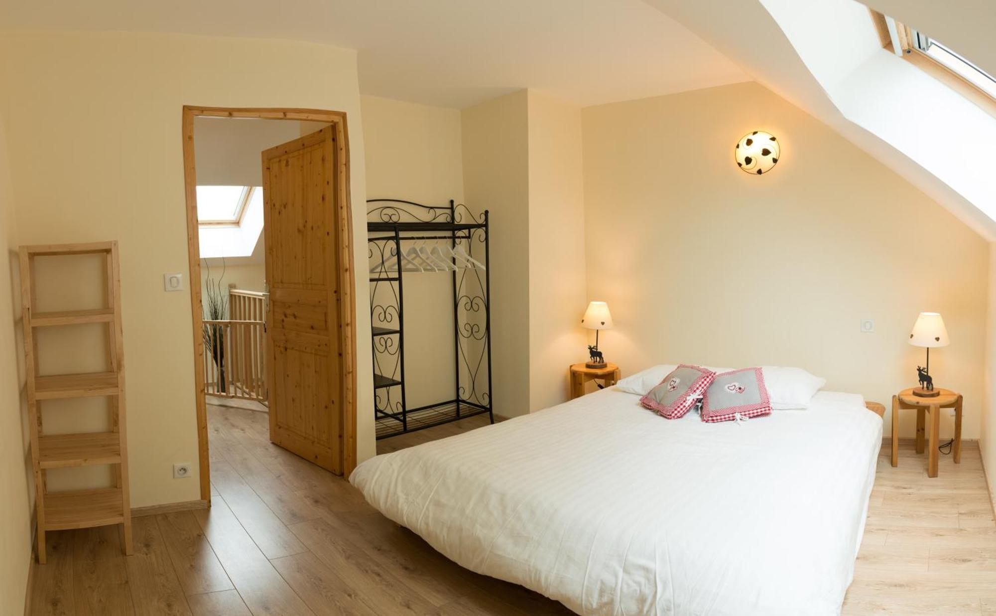 Au Bonheur Des Retrouvailles Hotell Denonville Exteriör bild
